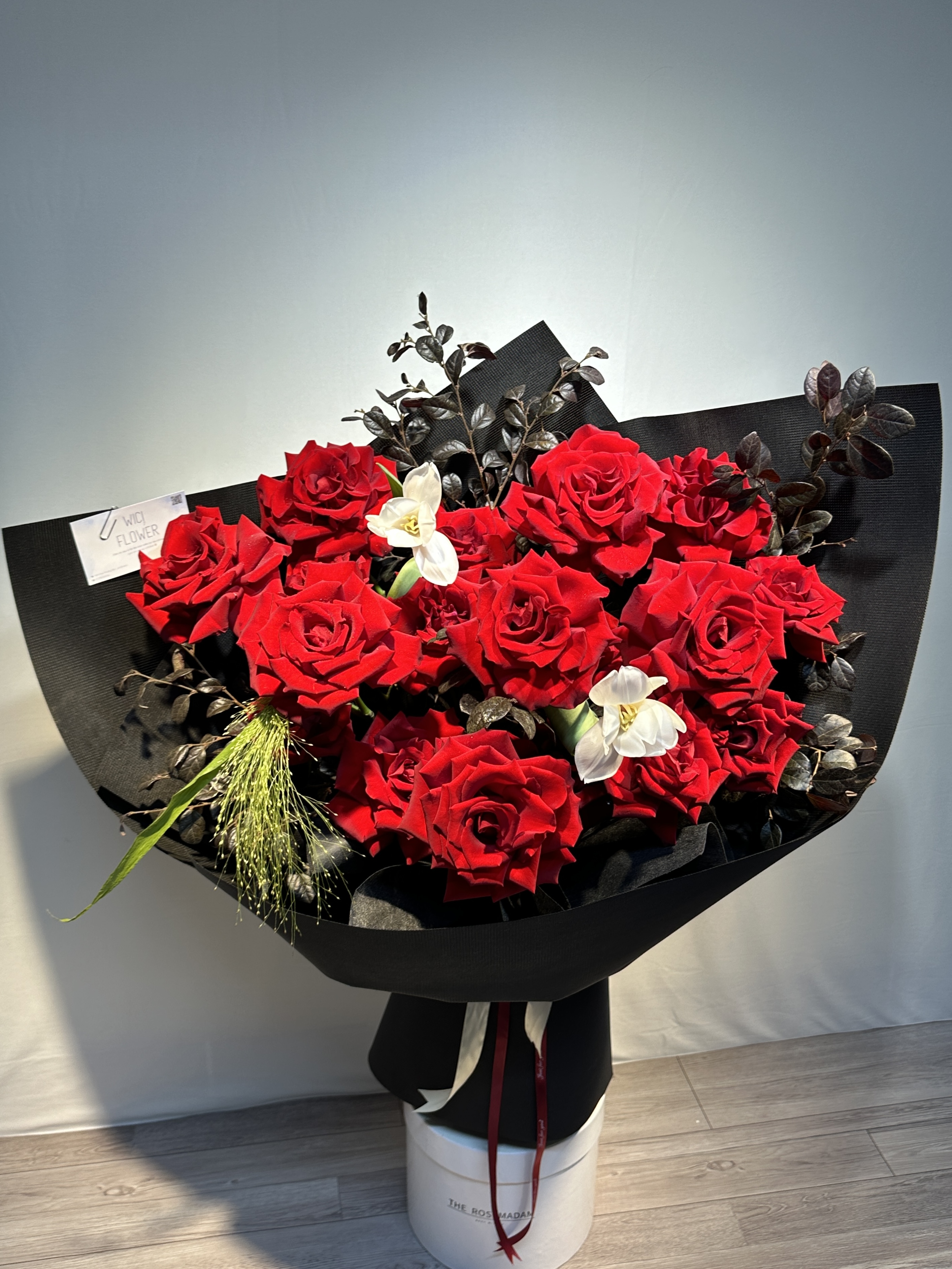 Wici Rose 24 - Đỏ Rực Rỡ