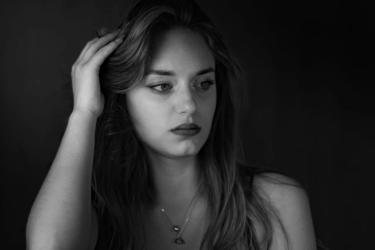 Acros