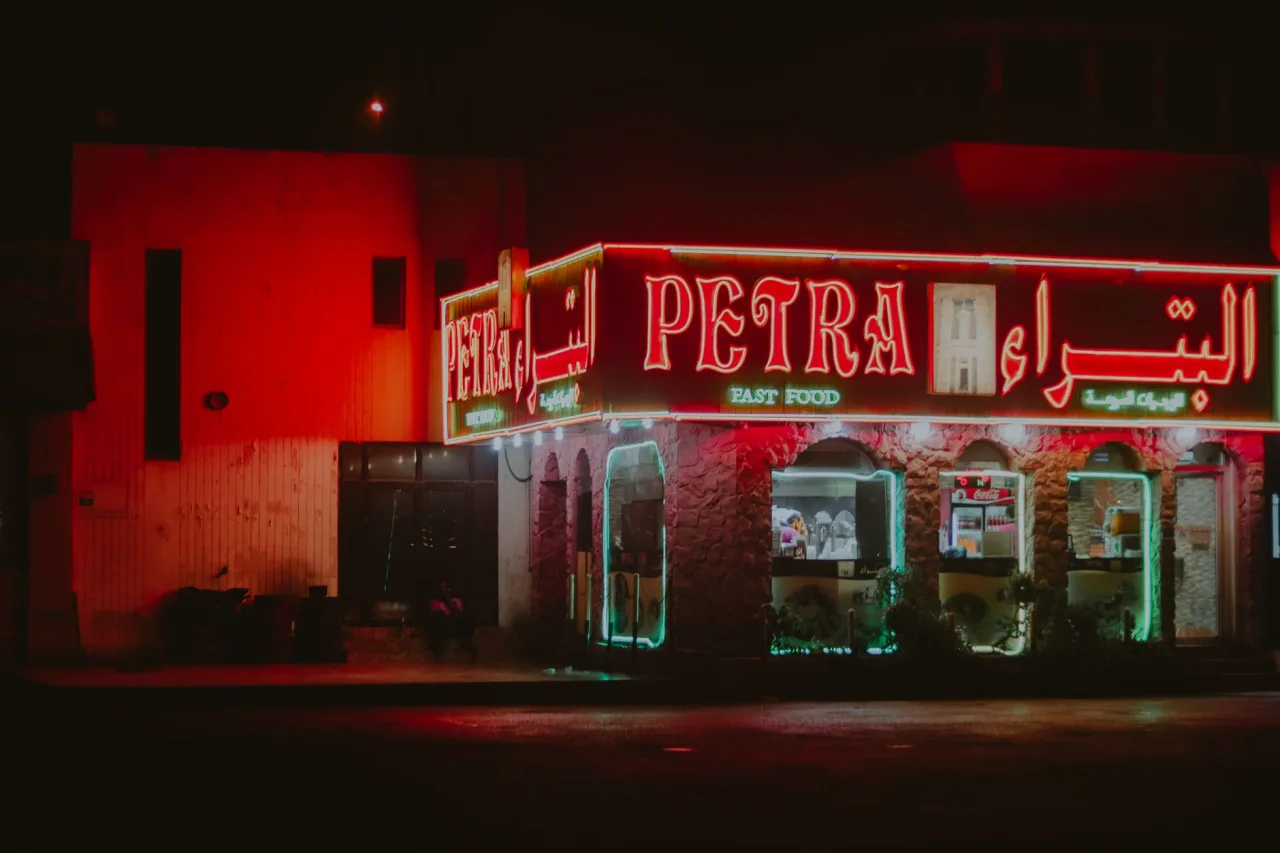 Eterna / Cinema