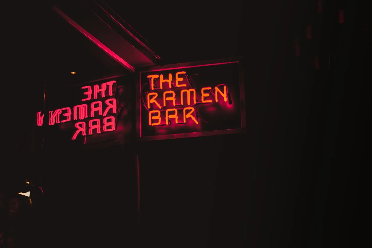 Eterna / Cinema